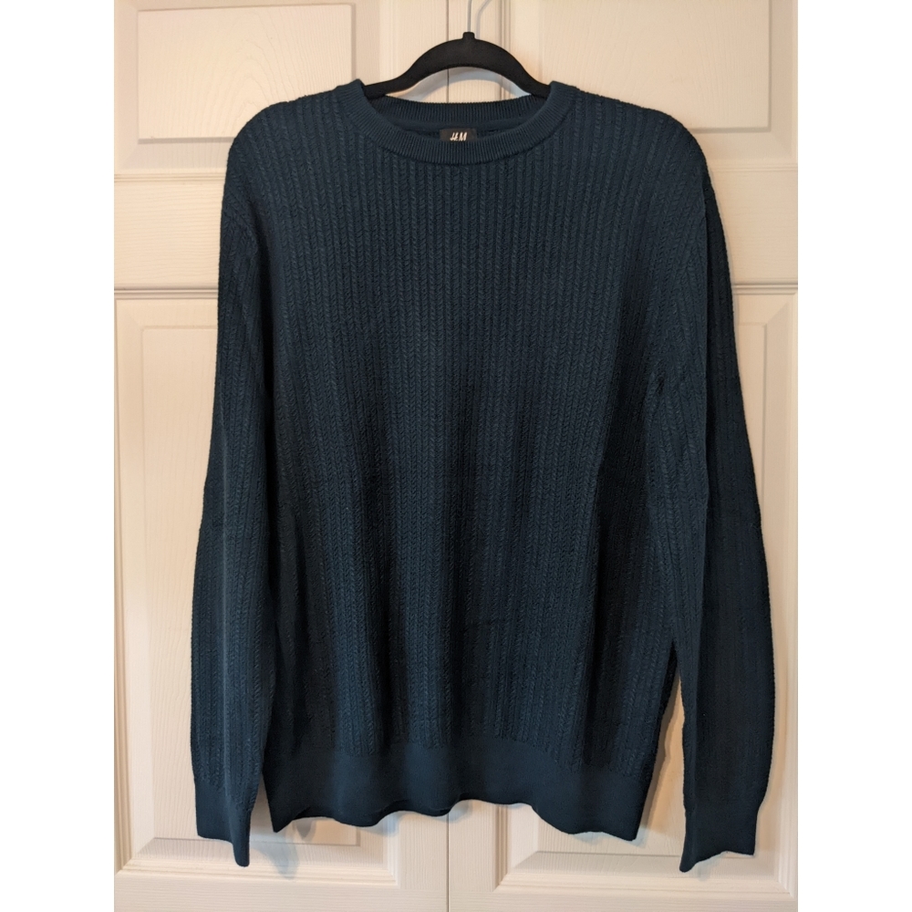 3/$20! H&M Mens Cable Knit Sweater